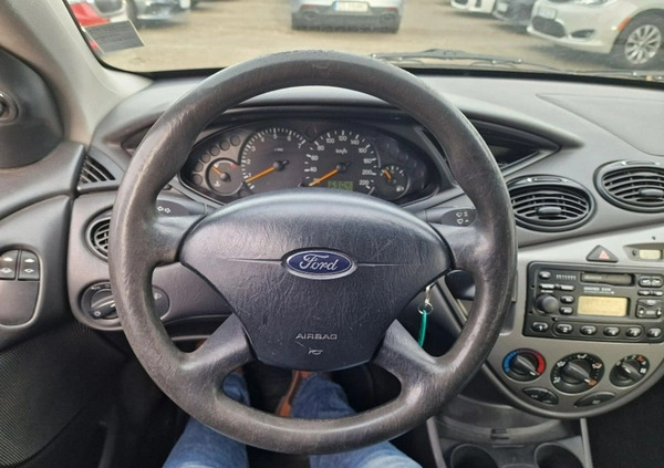 Ford Focus cena 6990 przebieg: 183580, rok produkcji 2005 z Limanowa małe 232